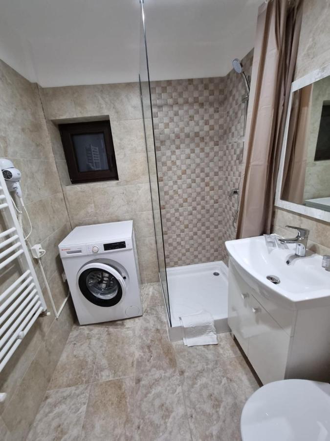 Dreams Escape Apartamento Craiova Exterior foto